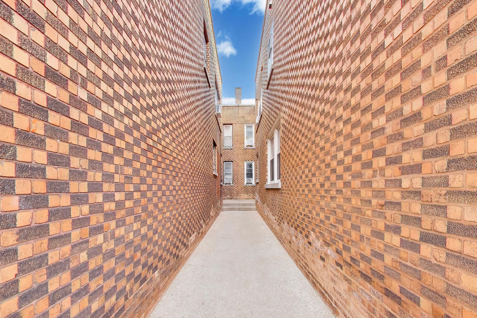 5903 W 16th Street, Cicero, IL