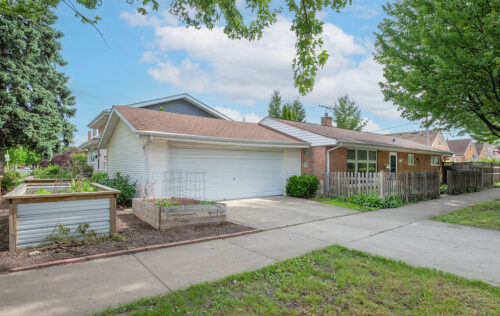 7440 W Everell Avenue, Chicago, IL