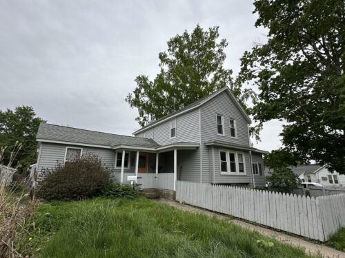 2905 PERSHING Boulevard, Clinton, IA