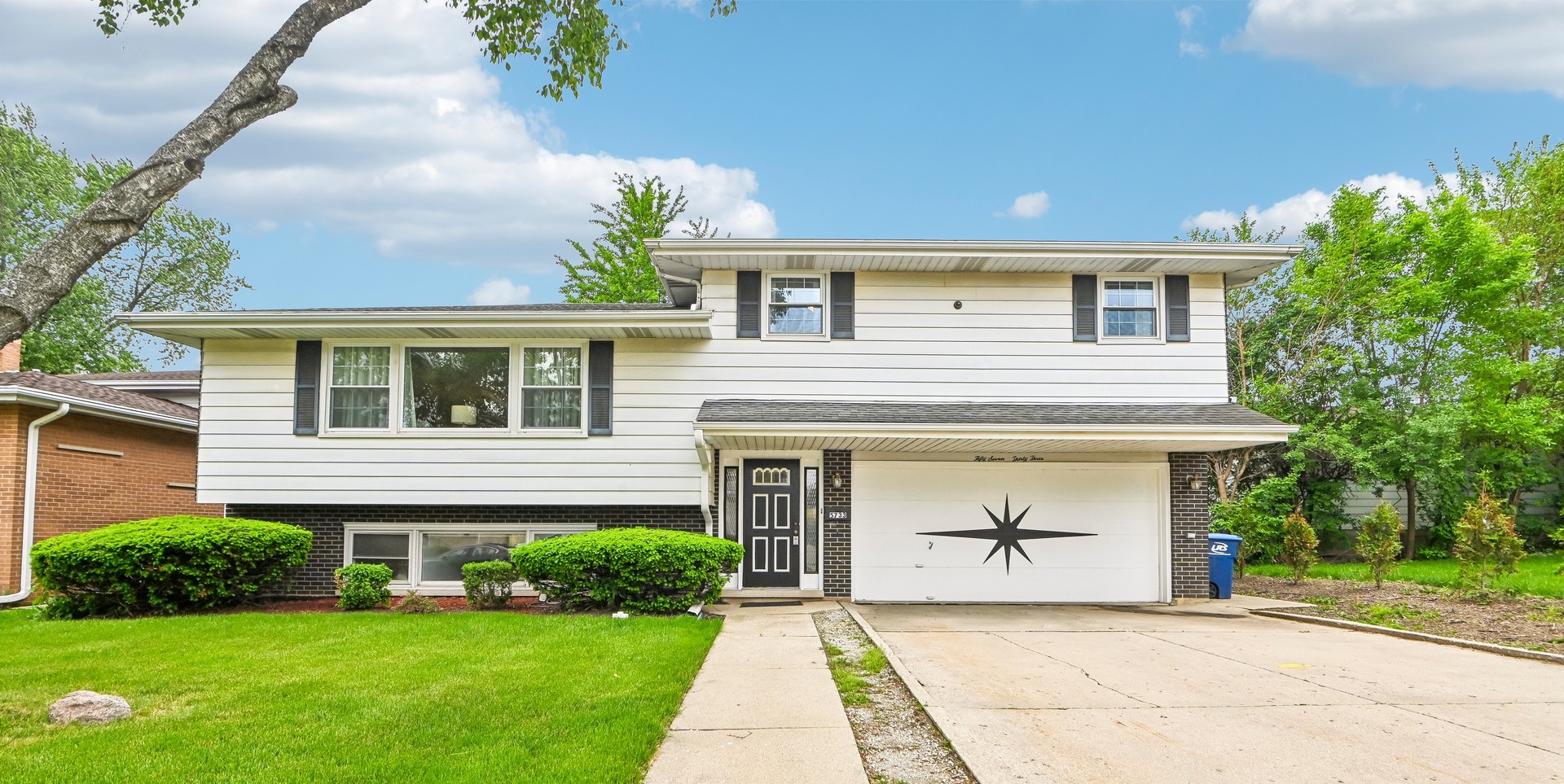 5733 Rose Court, Berkeley, IL