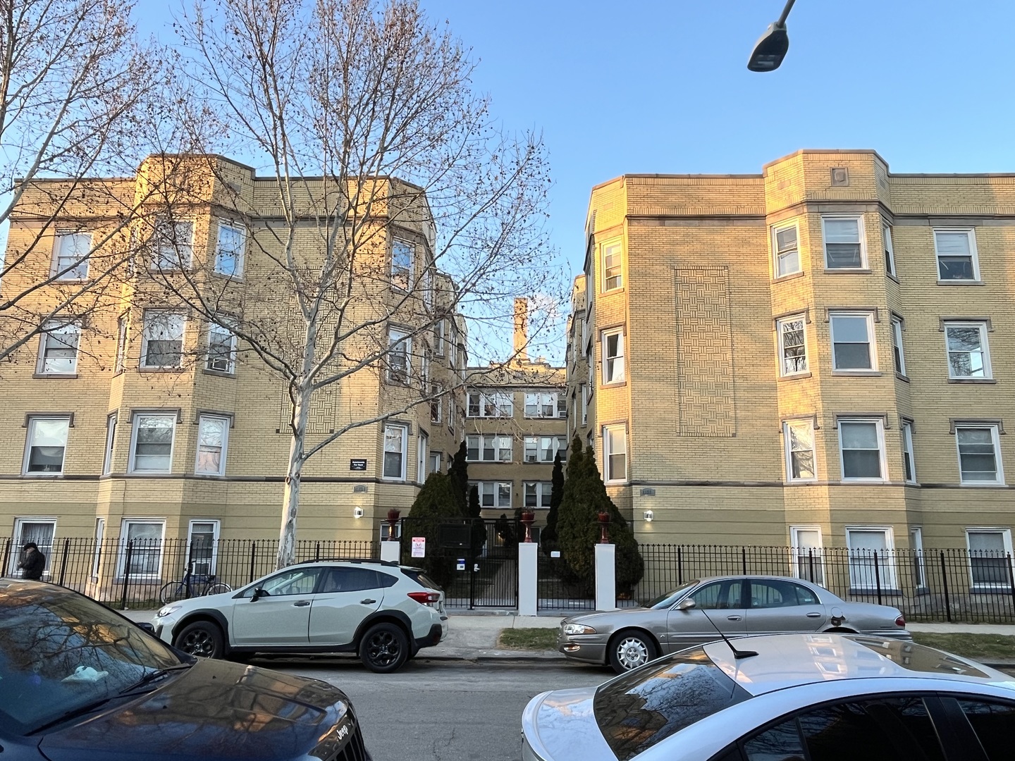 4126 W 24th Place #H3, Chicago, IL