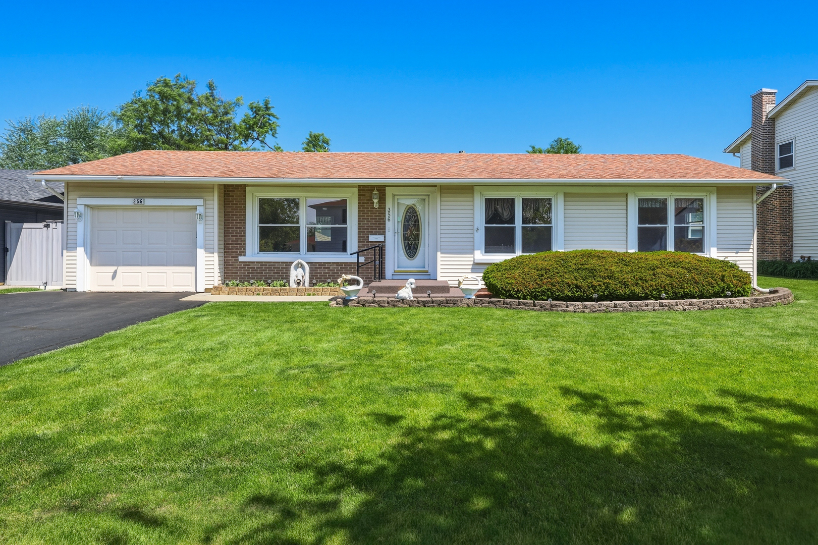 356 Banbury Avenue, Elk Grove Village, IL