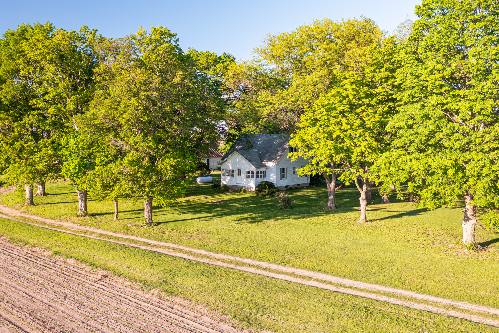 30624 Gils Road, Minier, IL