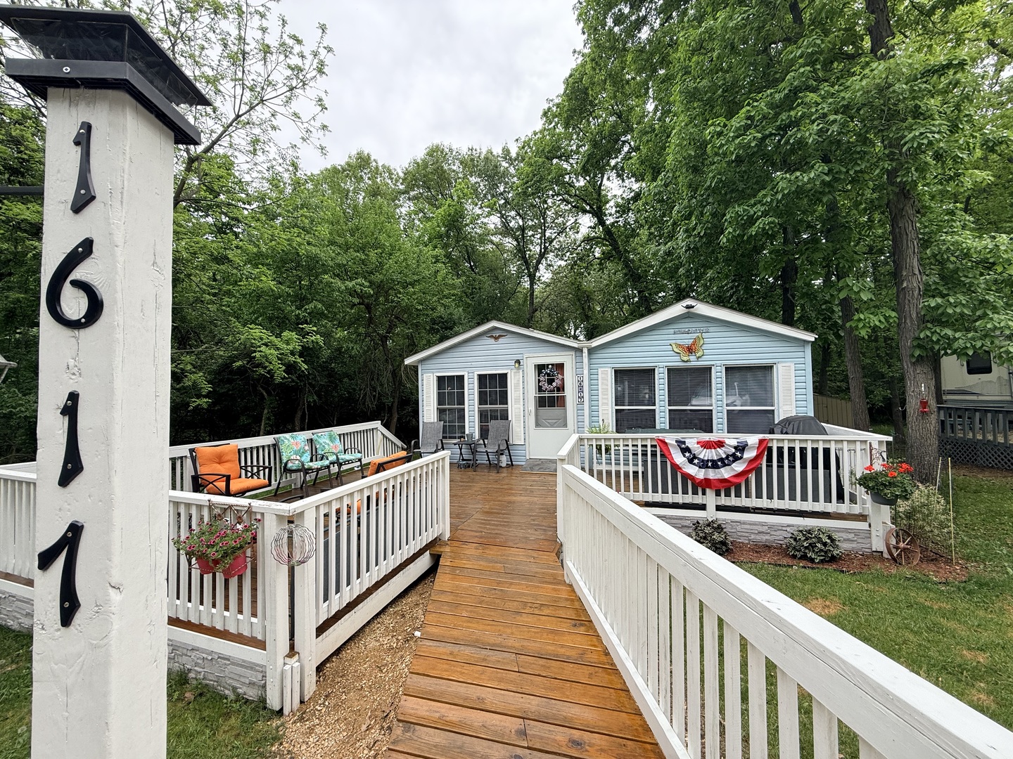 16-17 Woodhaven Lakes, Sublette, IL