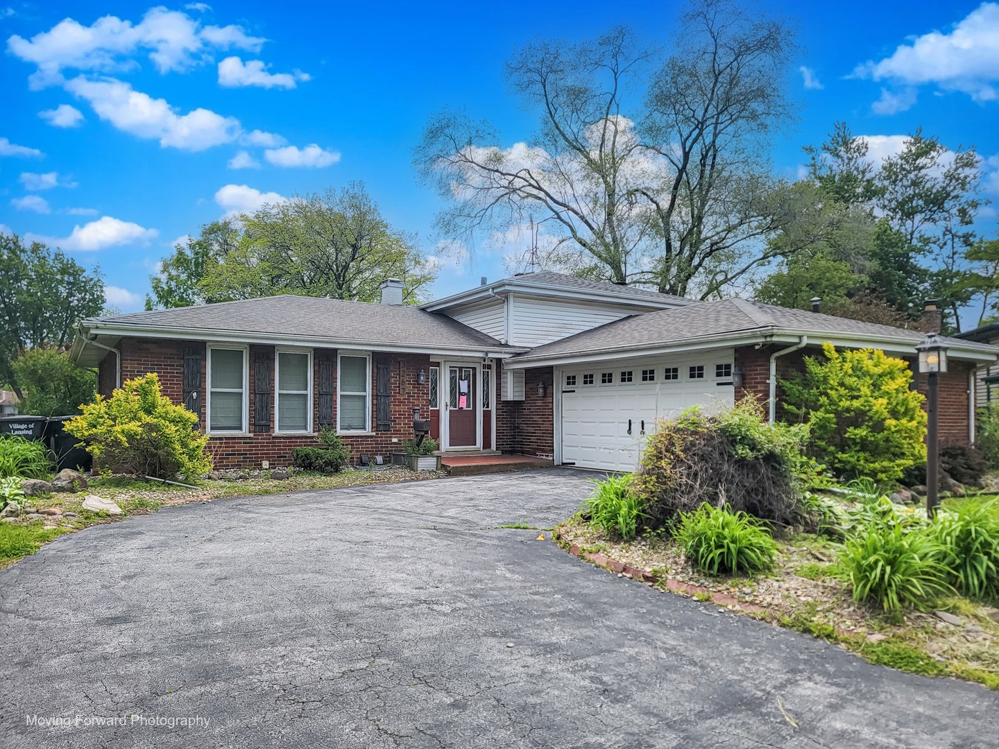 3267 Louise Court, Lansing, IL