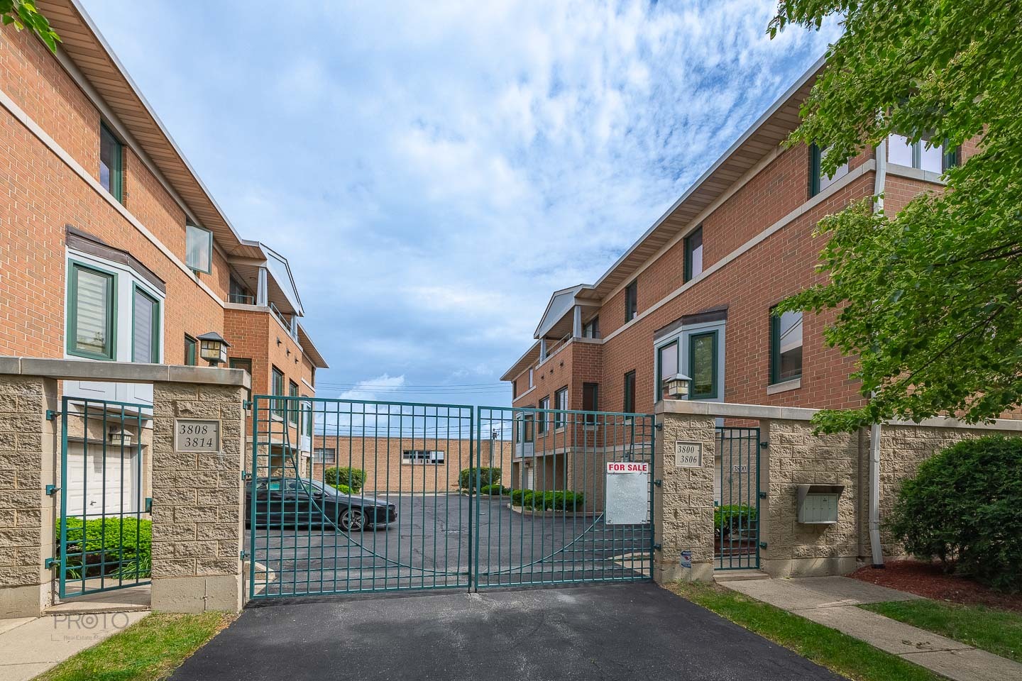 3804 W Devon Avenue, Lincolnwood, IL