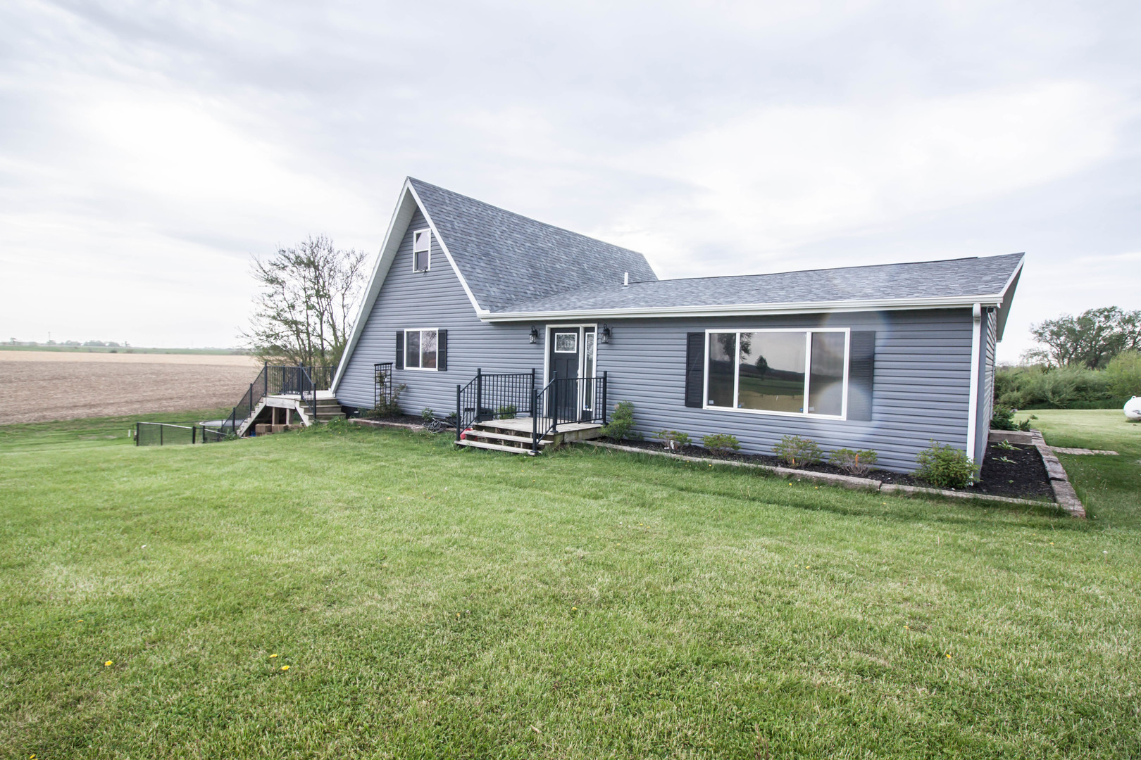 1042 290th Street, Viola, IL