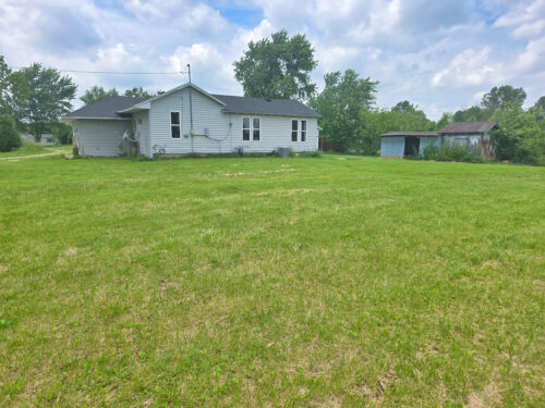 343 S 1st Street, Clay City, IL