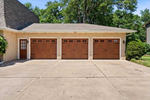 10 Oak Grove Road, Geneseo, IL