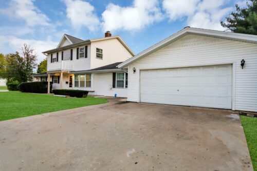 1235 W Schaumburg Road, Schaumburg, IL