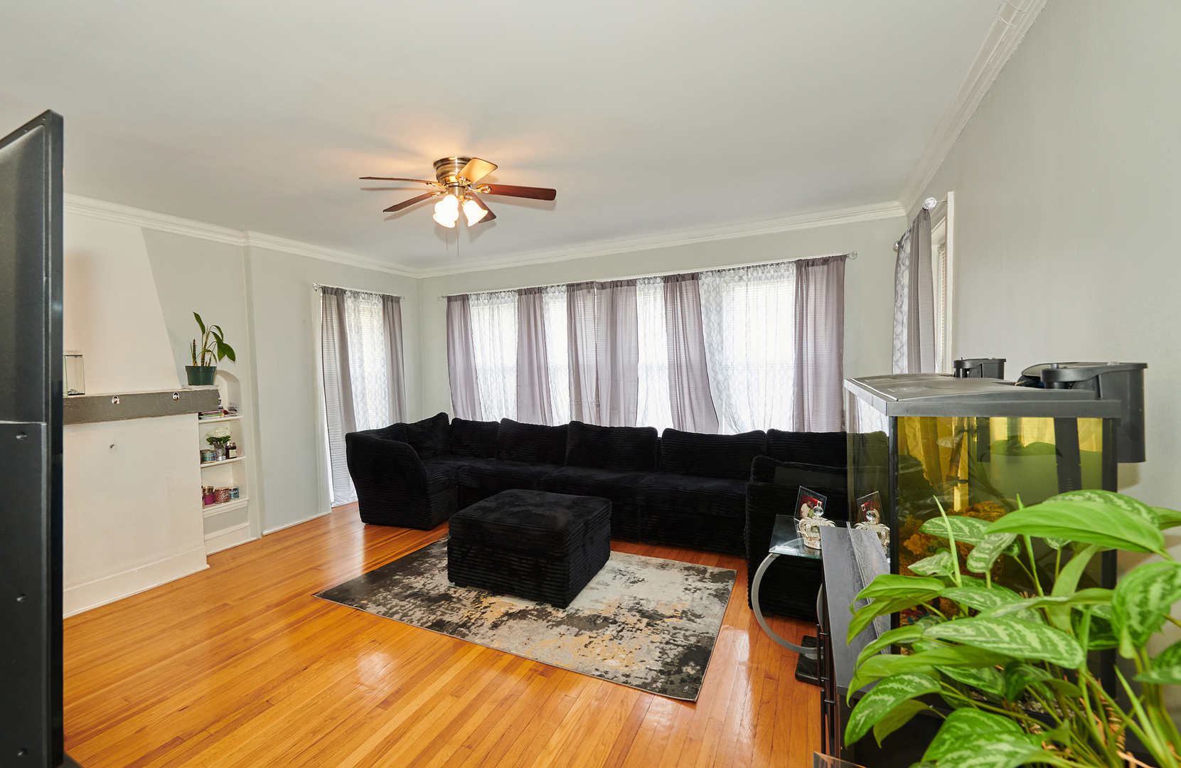 433-35 E 91ST Place, Chicago, IL