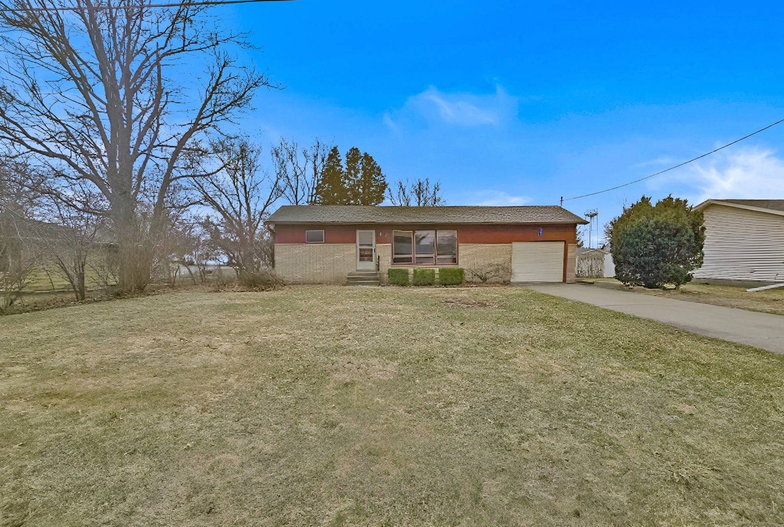 302 GARRETT Street, Sherrard, IL