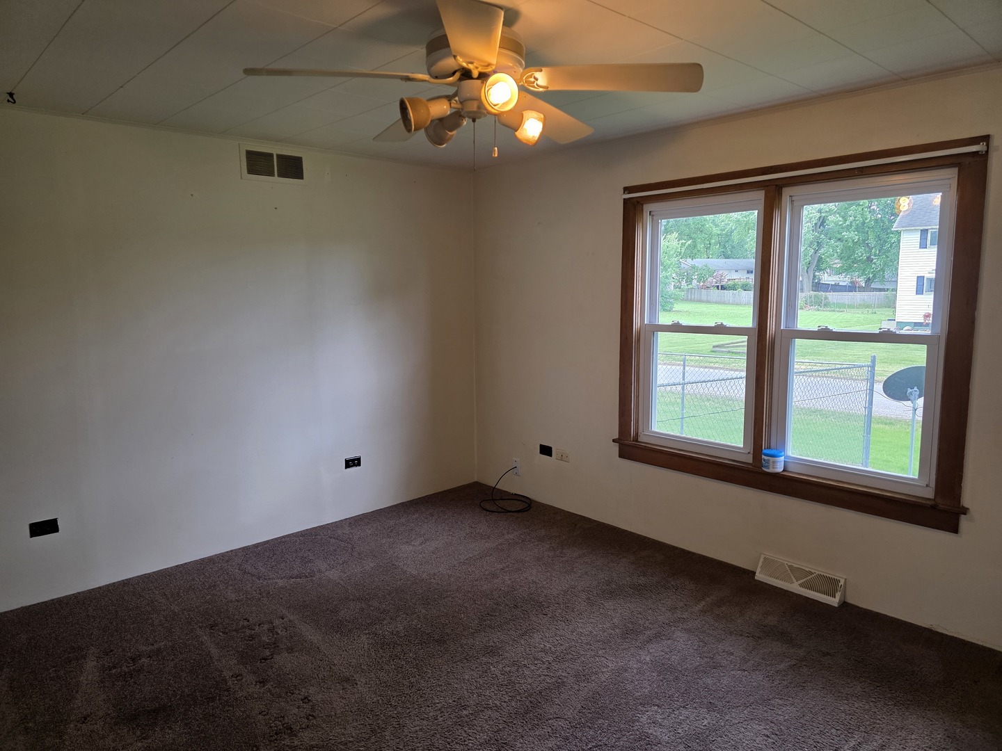 811 Jackson Street, Prophetstown, IL