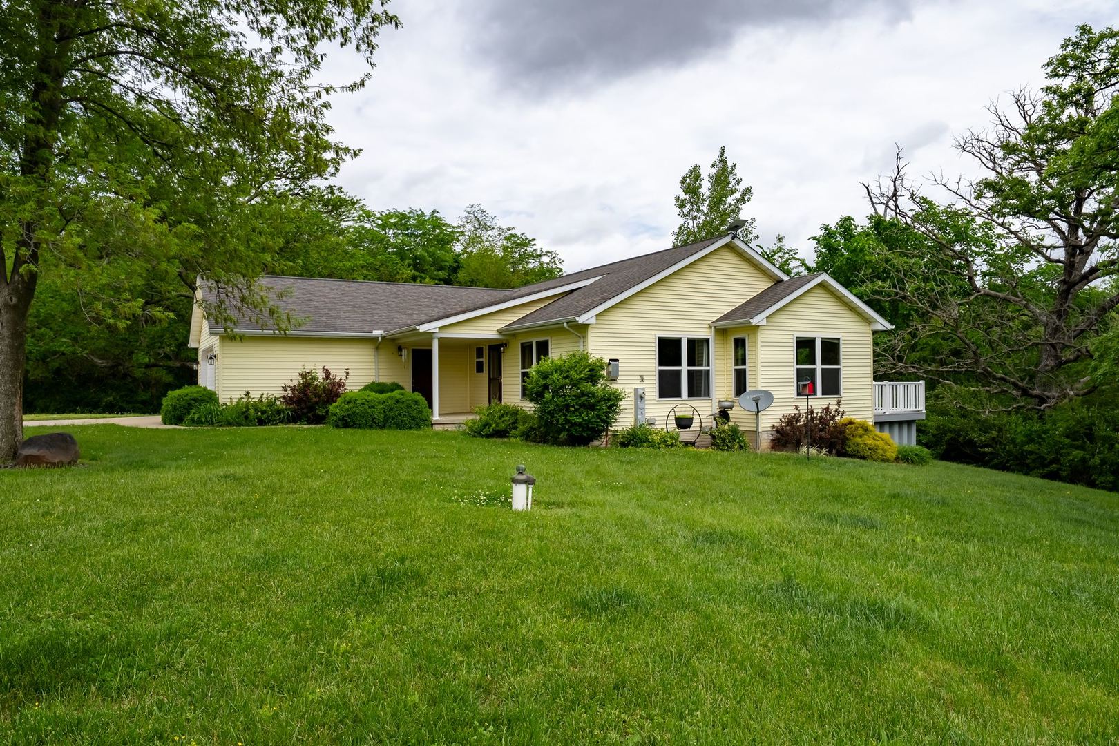 2662 Evans Road, Magnolia, IL