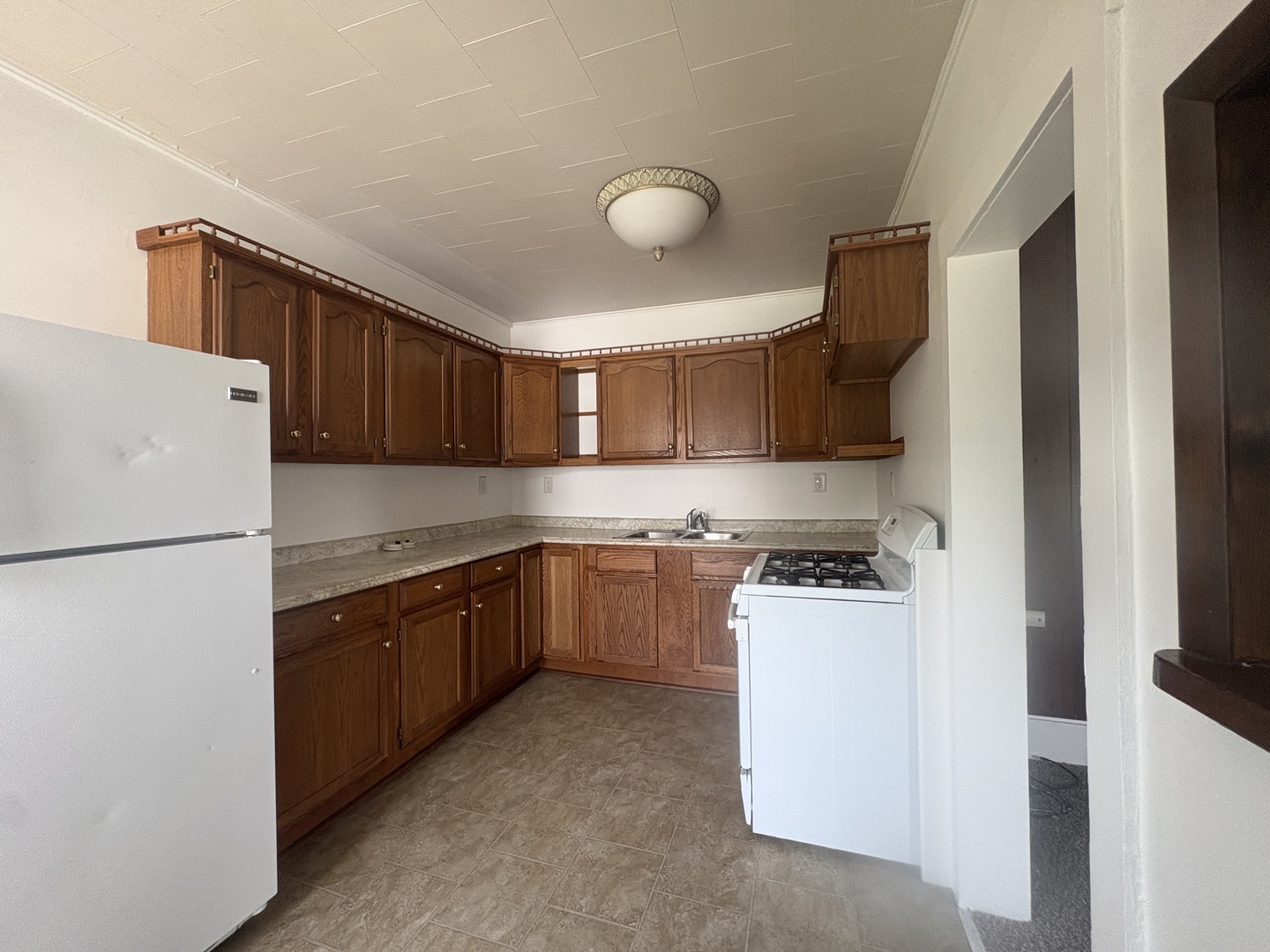 302 Oak Street, Earlville, IL