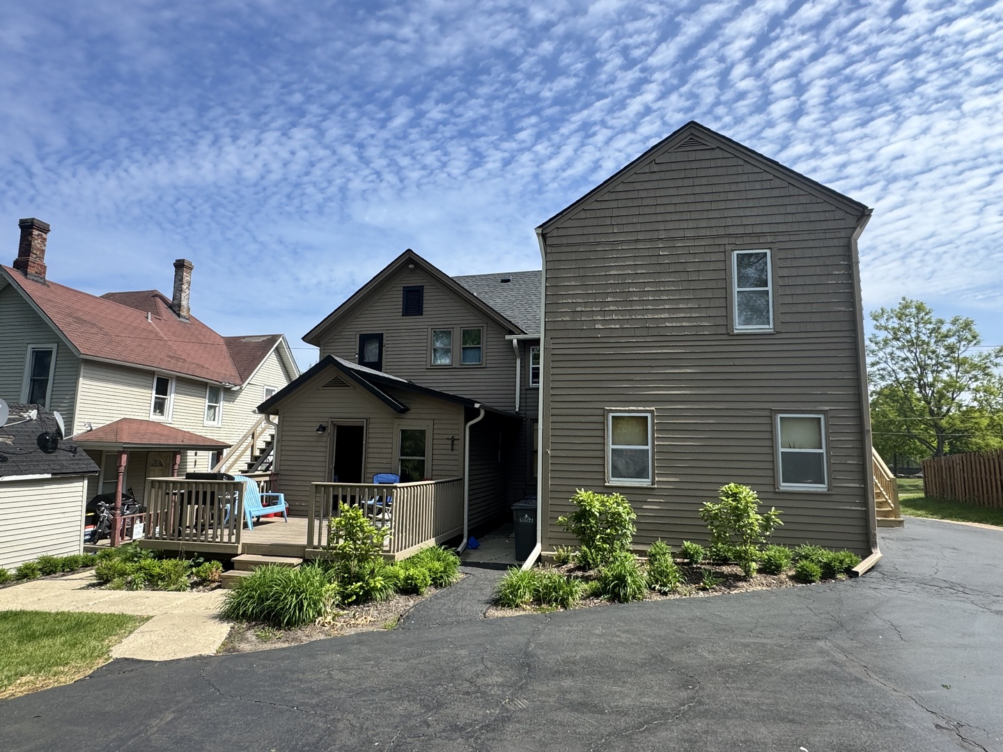 316 Lawrence Avenue, Elgin, IL