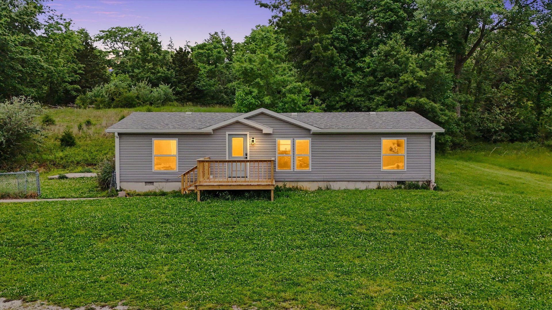 802 Reynolds Drive, Charleston, IL
