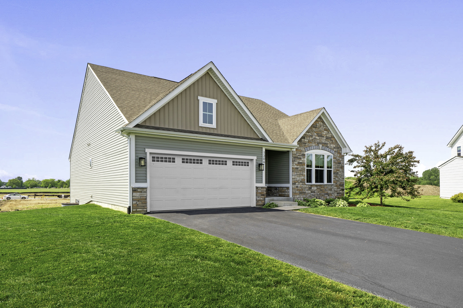 1306 S Wind Drive, Sandwich, IL