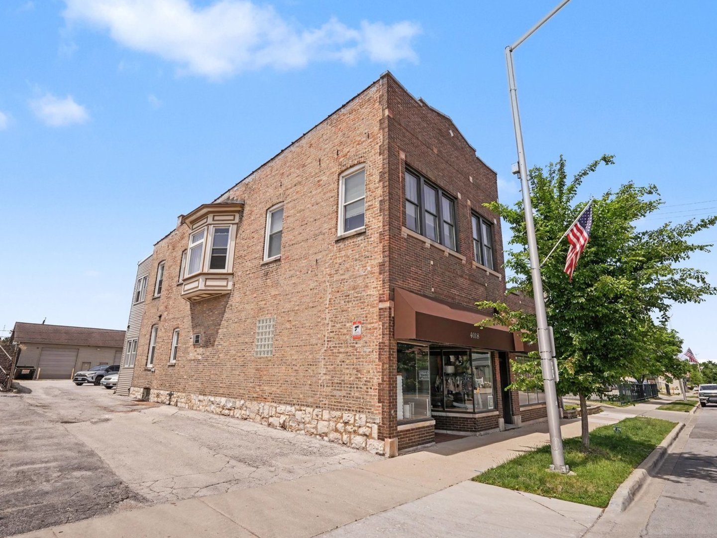 4016-4018 Joliet Avenue, Lyons, IL