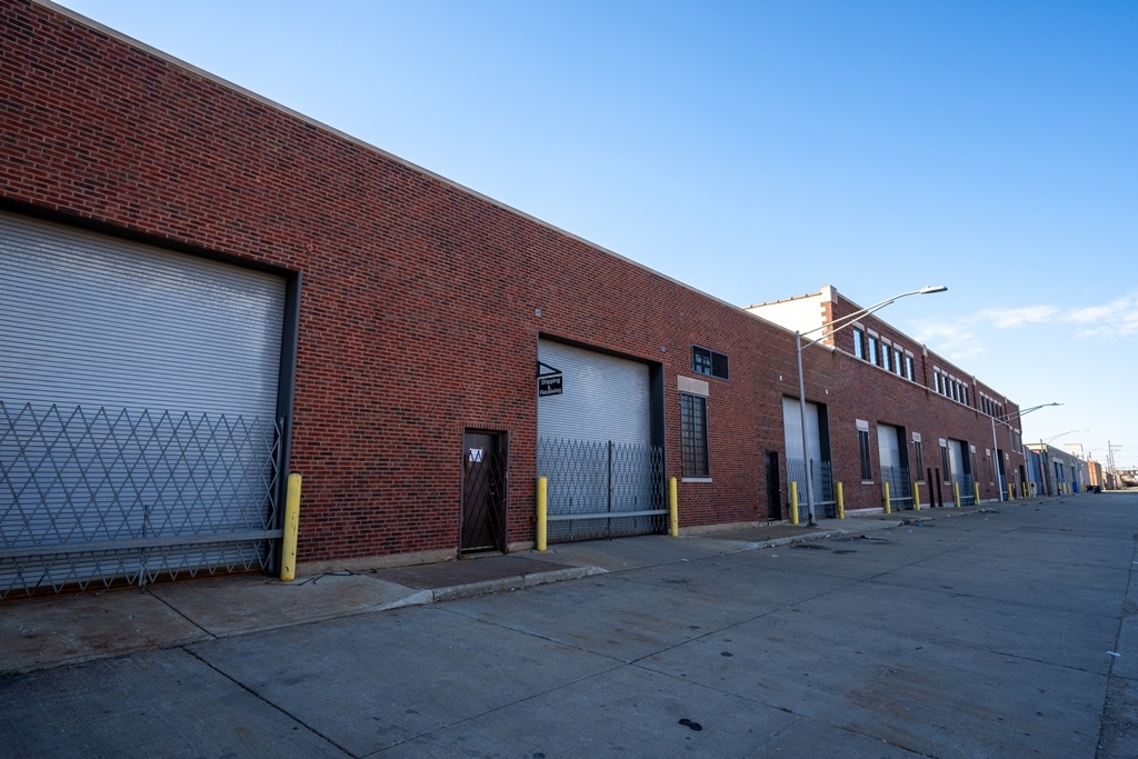 4401 W Kinzie Street, Chicago, IL