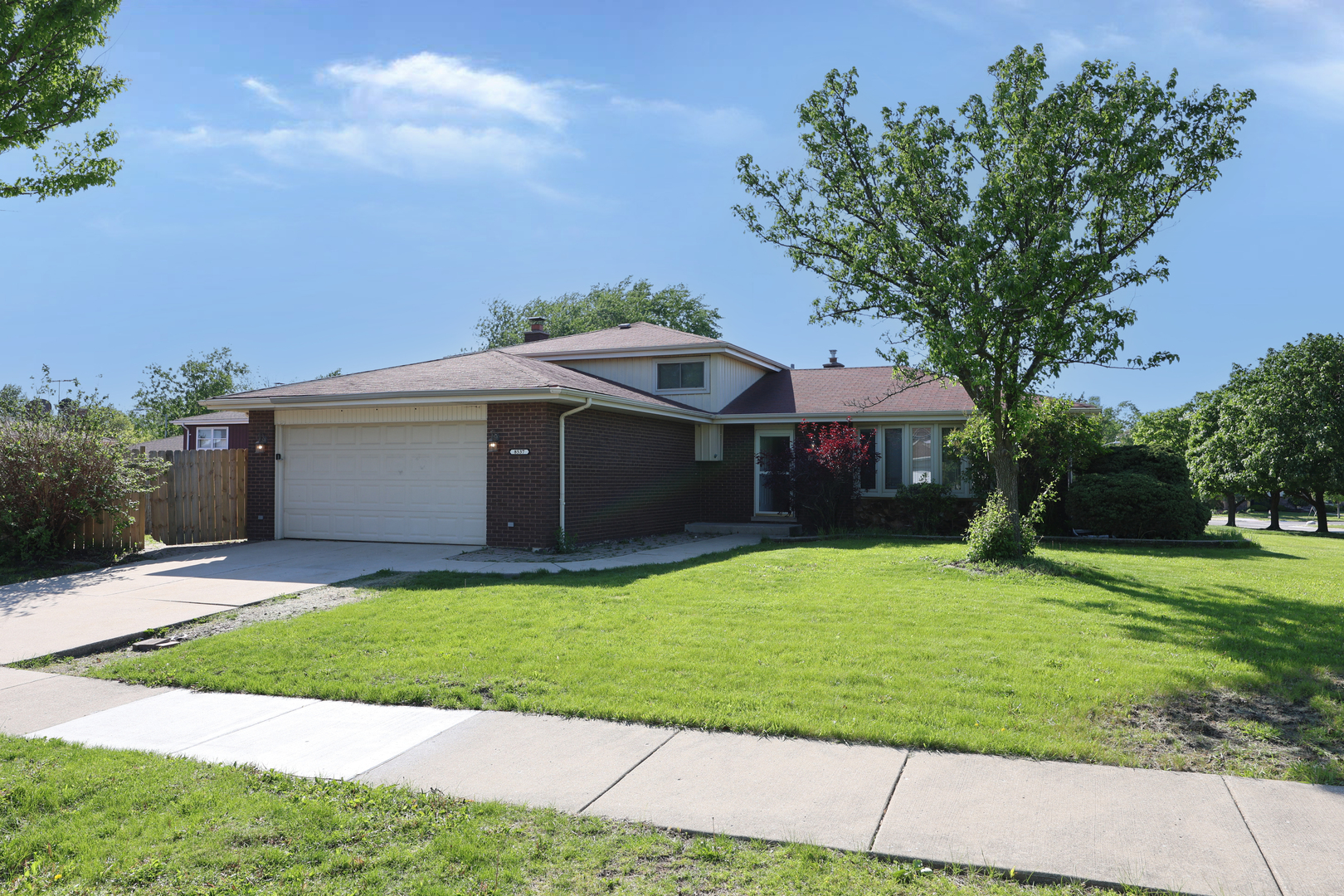 8537 163rd Street, Tinley Park, IL