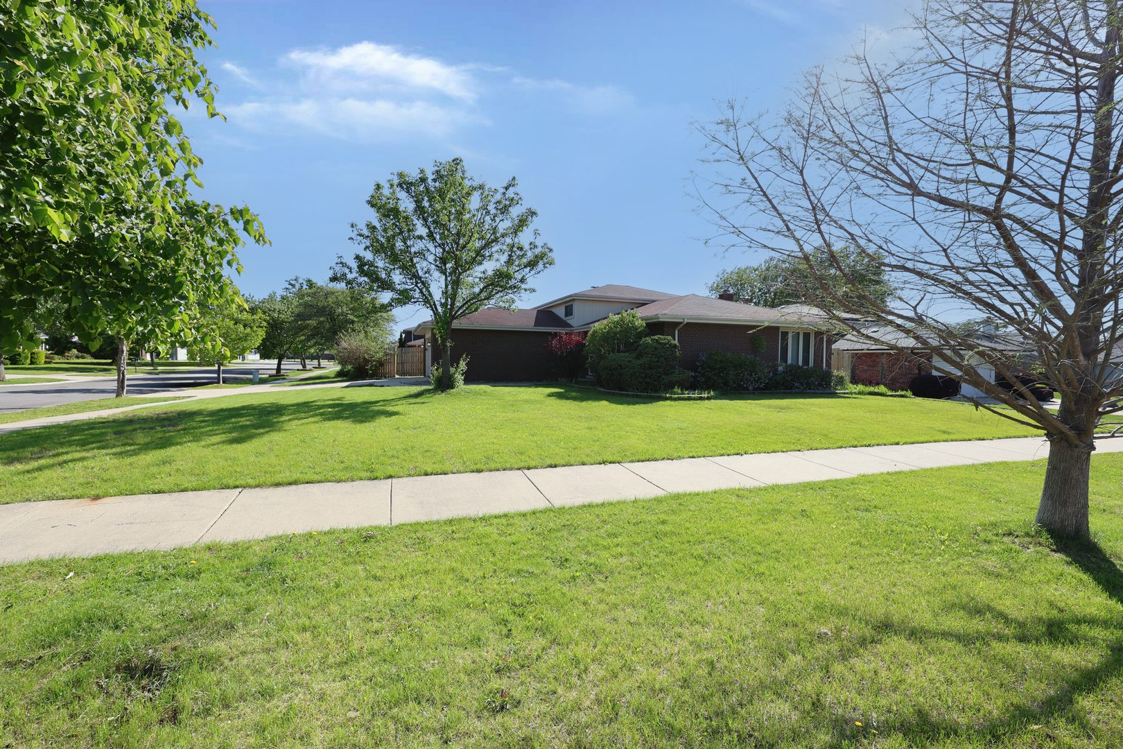 8537 163rd Street, Tinley Park, IL