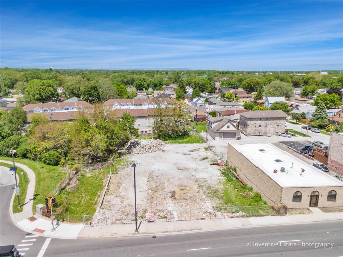 7450 W Archer Avenue, Summit, IL