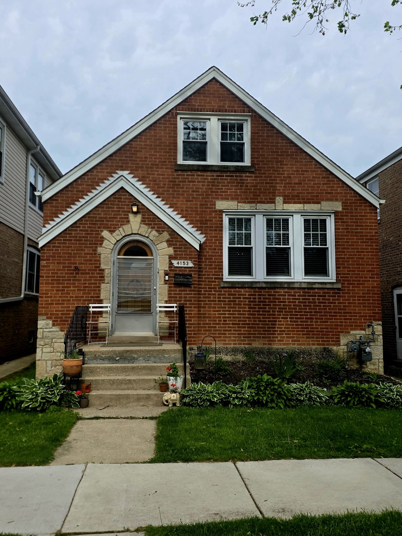 4153 Elm Avenue, Brookfield, IL