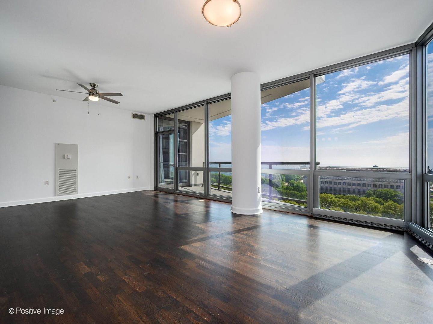 1235 S Prairie Avenue #1404, Chicago, IL
