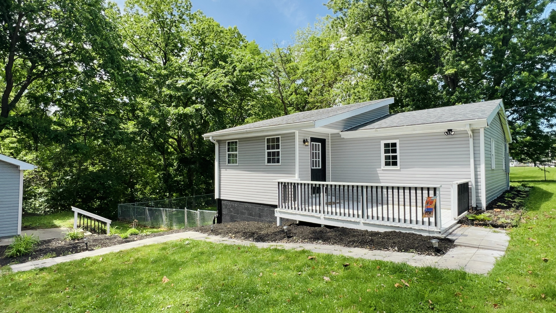 207 Hillman Street, Washington, IL