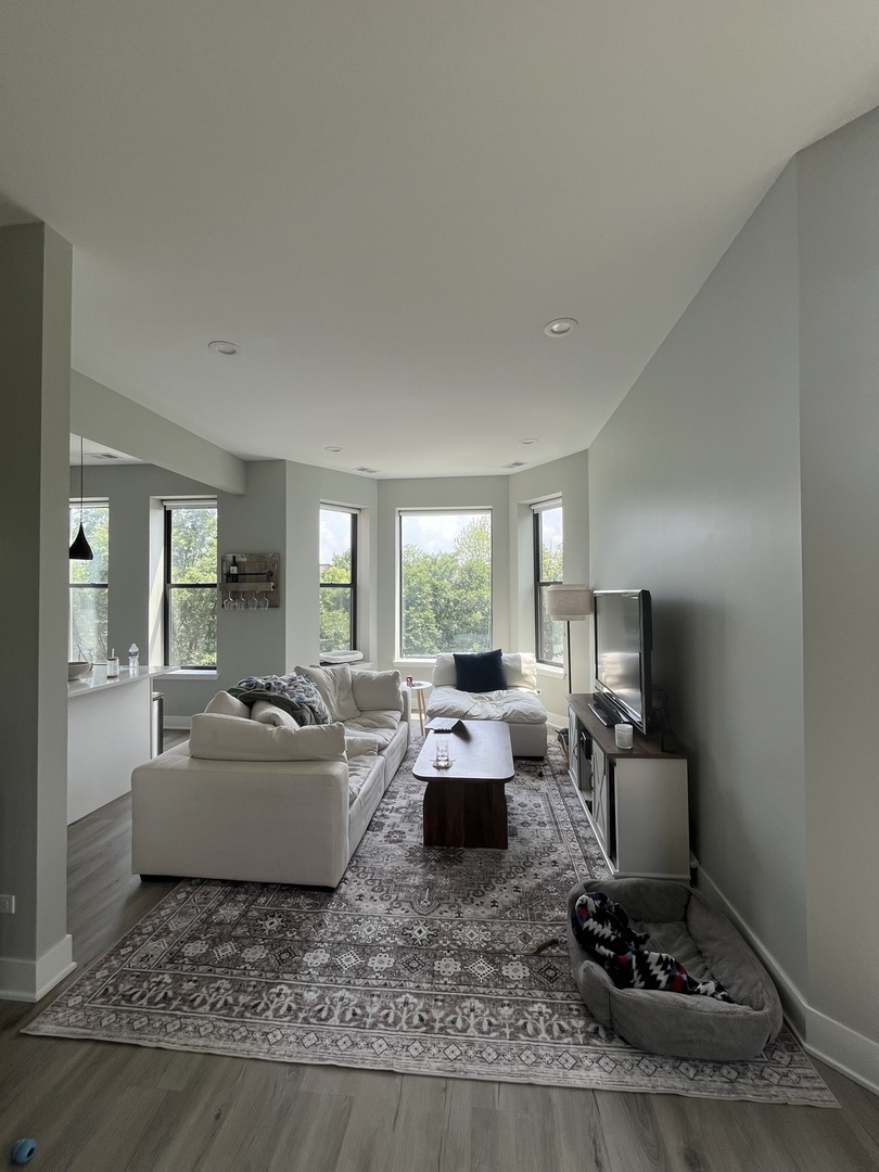 1456 W ADDISON Street #3, Chicago, IL