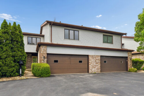 19726 Lake Shore Drive Court, Lynwood, IL