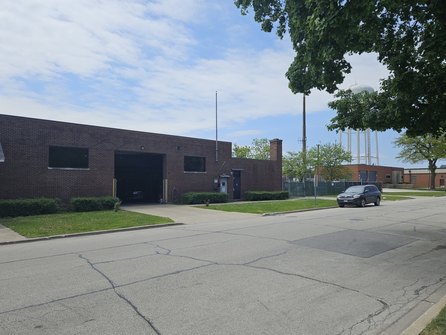 7225 W 59th Street, Summit, IL