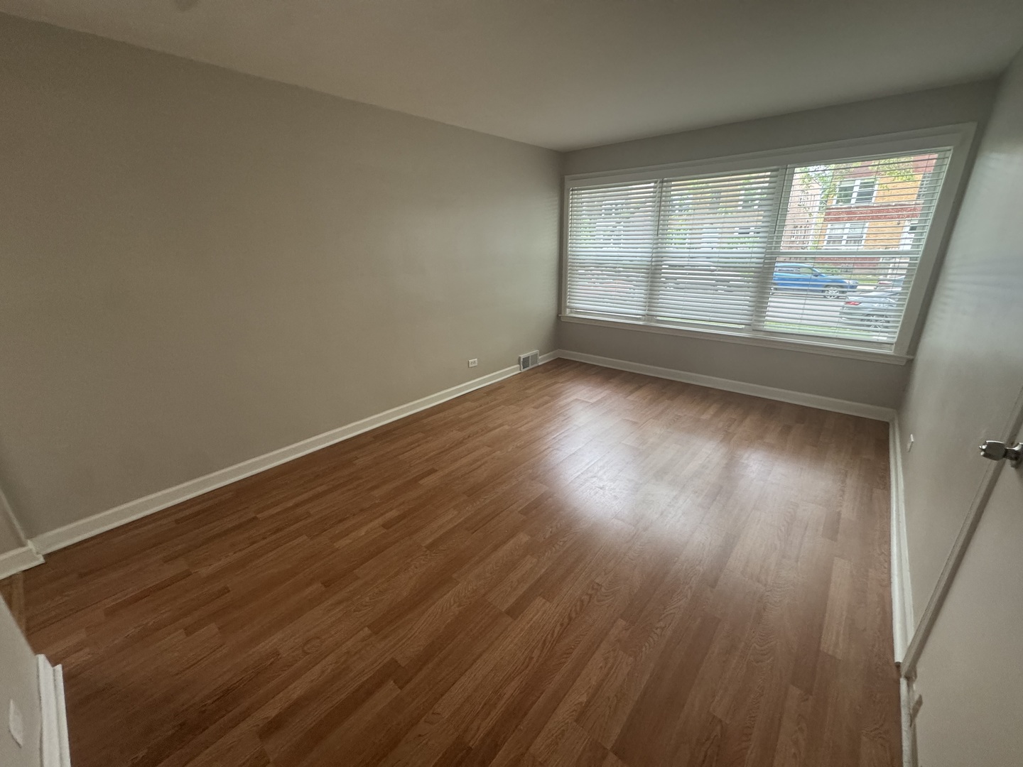 4848 HULL Street #1E, Skokie, IL