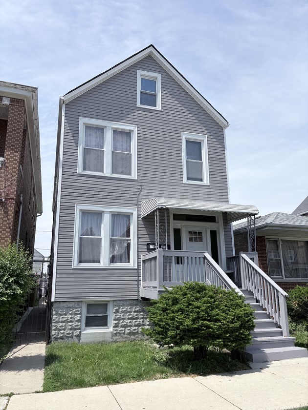 4536 S SACRAMENTO Avenue, Chicago, IL