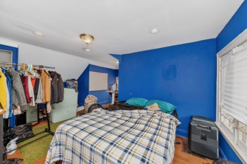 7717 S Luella Avenue, Chicago, IL