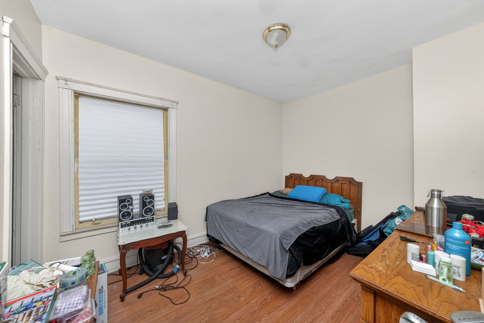 7717 S Luella Avenue, Chicago, IL