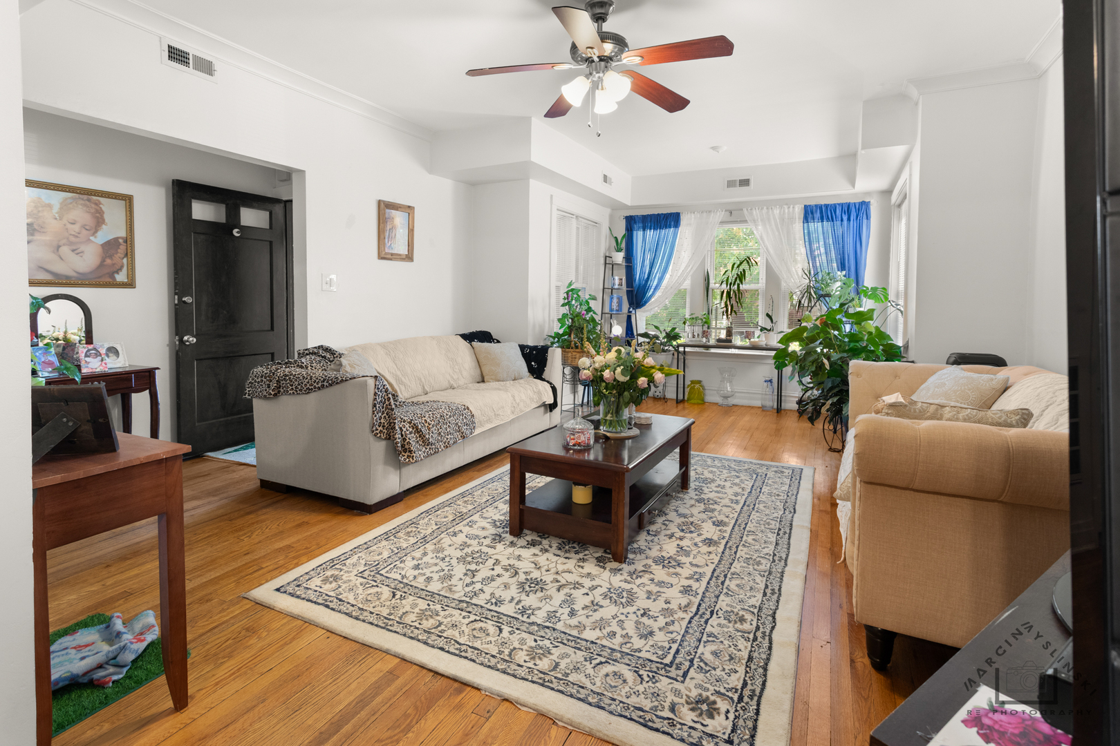 5041 W Agatite Avenue, Chicago, IL