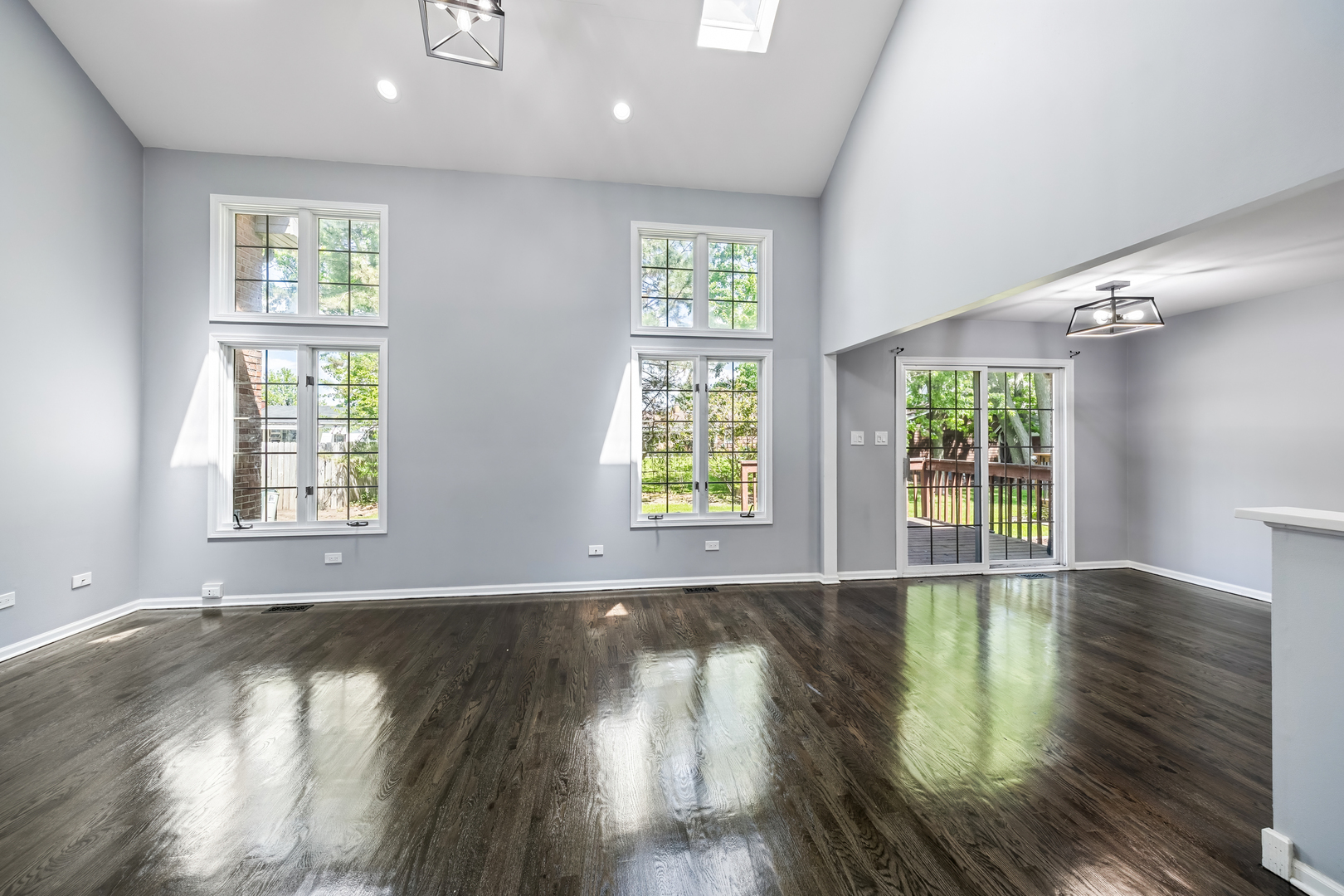 18322 Pond View Court, Tinley Park, IL
