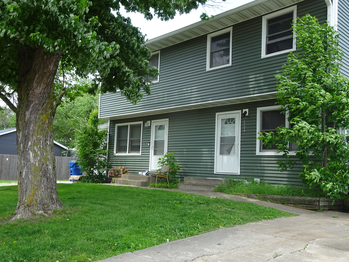 1704 W 55th Street, Davenport, IA
