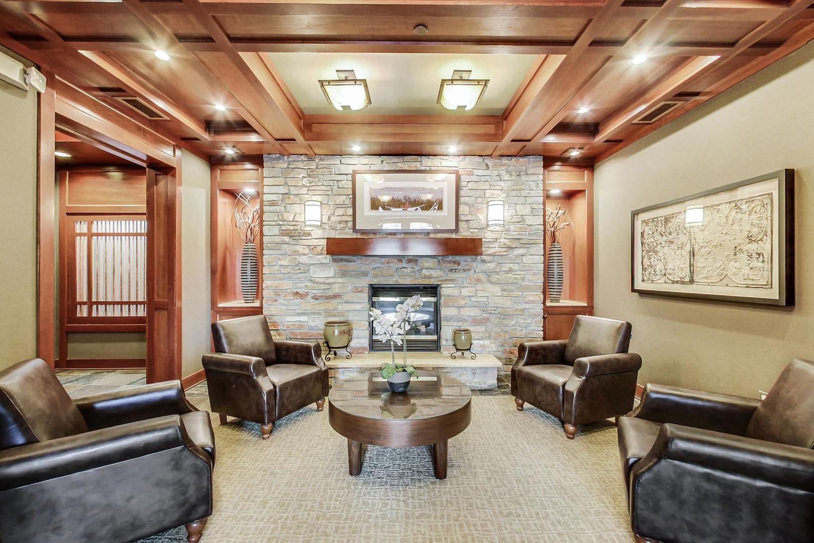 45 Prairie Park Drive #308, Wheeling, IL