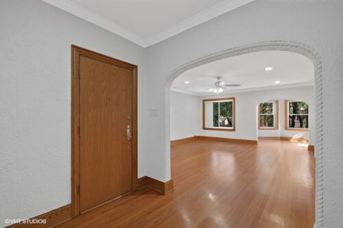 2717 W Argyle Street #2, Chicago, IL