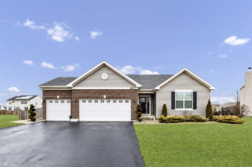 2077 Hearthstone Avenue, Yorkville, IL