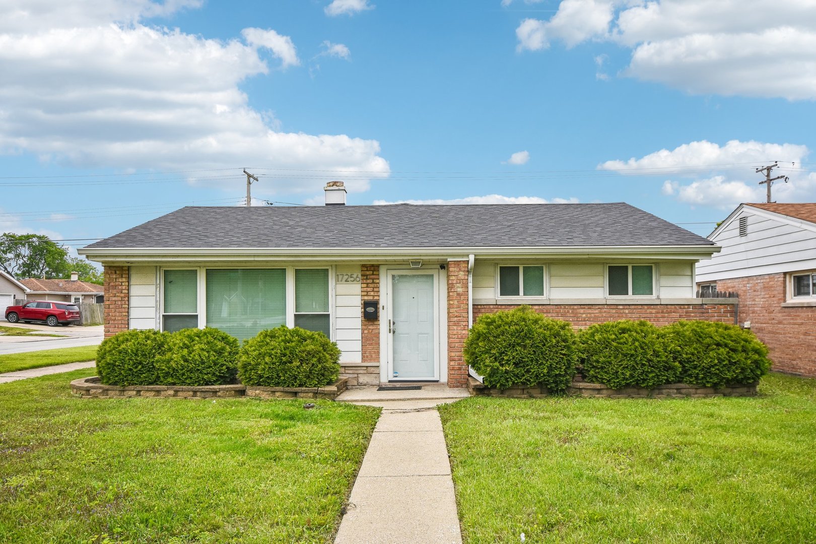 17256 Walter Street, Lansing, IL