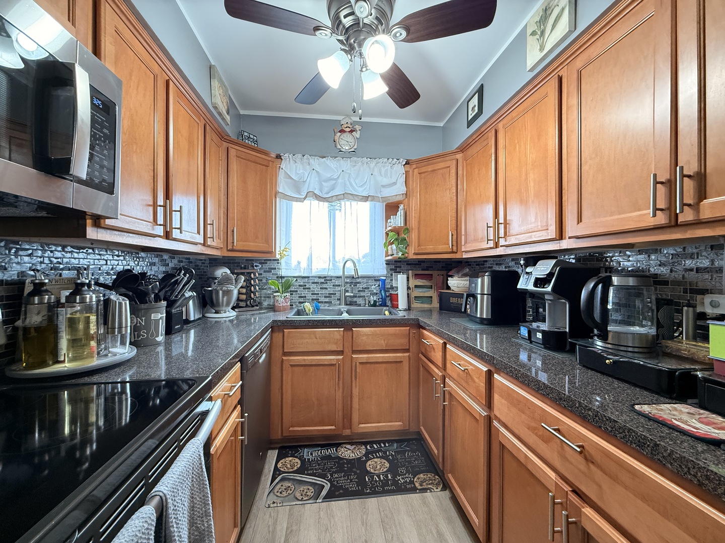 7316 Blackstone Avenue #36, Justice, IL