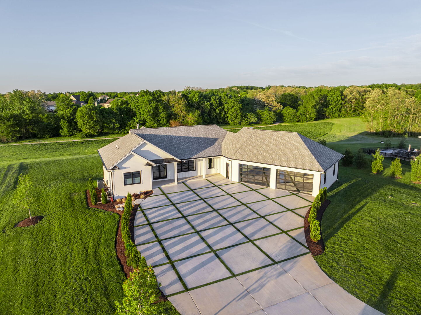 16137 S Stonewall Drive, Newark, IL