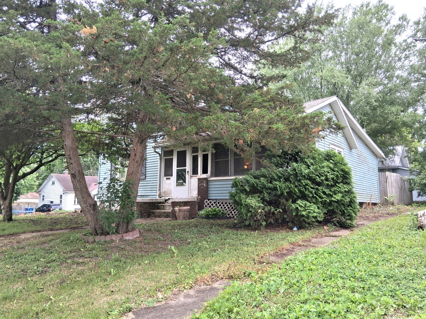 323 S Vine Street, Kewanee, IL