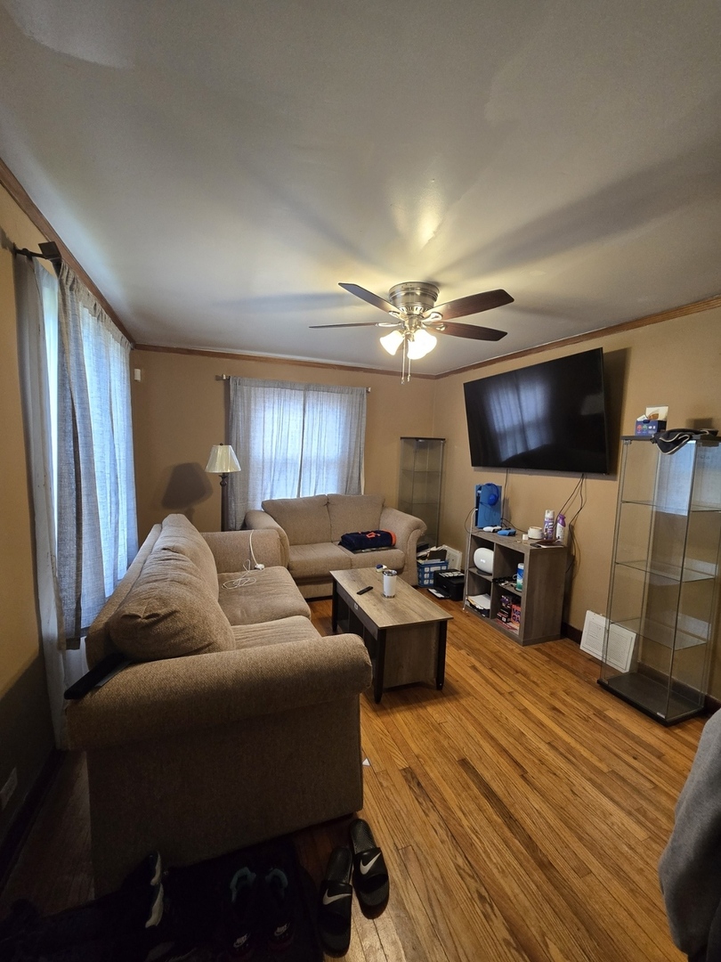 102 E 150th Street, Harvey, IL
