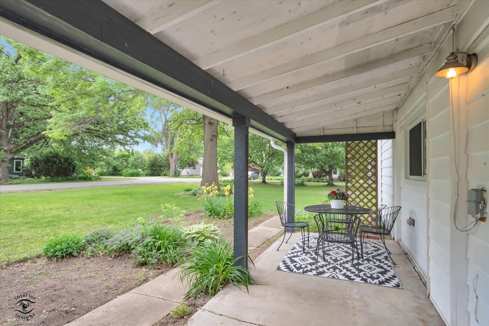 32 Cross Street, Bristol, IL