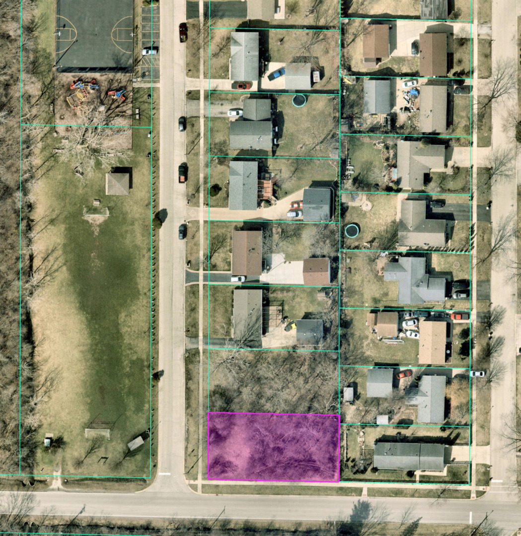 Greenview Avenue, Park City, IL